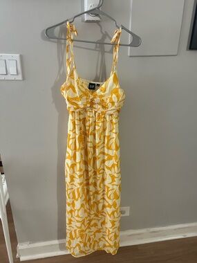 Women's Small Gap Empire Waist Midi Dress Yellow Leaf Print Sleeveless ~ New